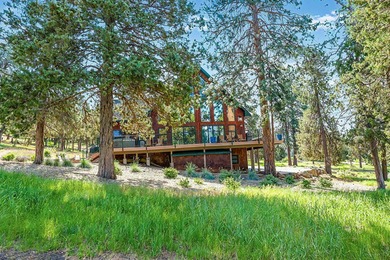 Welcome to the renowned Running Y Resort and this custom-built on Running Y Ranch Resort in Oregon - for sale on GolfHomes.com, golf home, golf lot