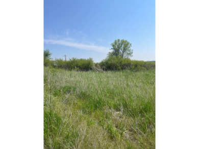 Looking for a small tract of land to build your Calamus Lake on Calamus Golf Course in Nebraska - for sale on GolfHomes.com, golf home, golf lot