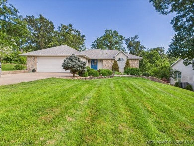 Welcome to this beautifully maintained 3-bedroom, 2.5 bath home on Indian Rock Golf Club in Missouri - for sale on GolfHomes.com, golf home, golf lot