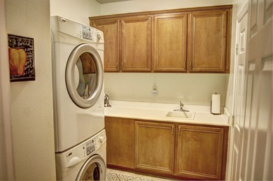 An immaculate home with 2 primary suites plus a powder room in on Indian Palms Country Club and Resort in California - for sale on GolfHomes.com, golf home, golf lot