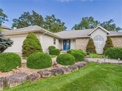 Welcome to this beautifully maintained 3-bedroom, 2.5 bath home on Indian Rock Golf Club in Missouri - for sale on GolfHomes.com, golf home, golf lot