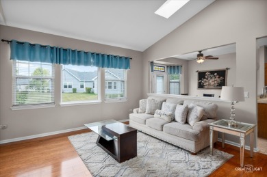 Welcome to this 2-bedroom, 2-bath ranch townhome in the on Carillon Lakes 3 Hole Course in Illinois - for sale on GolfHomes.com, golf home, golf lot