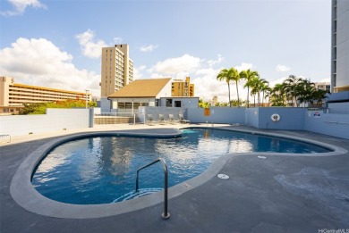 STUNNING 1 BED, 1 BA, 1 PKG w/ in-unit W/D and Central A/C!!! on Honolulu Country Club in Hawaii - for sale on GolfHomes.com, golf home, golf lot