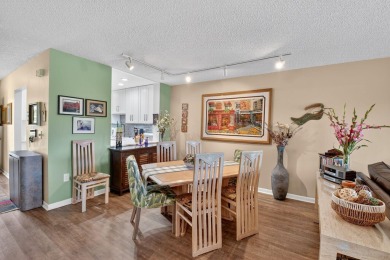 This is IT !! A beautifully maintained condo located in the on Hunters Run Golf and Country Club in Florida - for sale on GolfHomes.com, golf home, golf lot