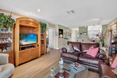 This is IT !! A beautifully maintained condo located in the on Hunters Run Golf and Country Club in Florida - for sale on GolfHomes.com, golf home, golf lot