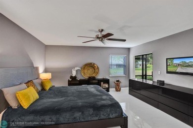 Contemporary Remodeled Move In Ready 2 Bedroom 2 Bath Villa on Stonebridge Golf and Country Club in Florida - for sale on GolfHomes.com, golf home, golf lot