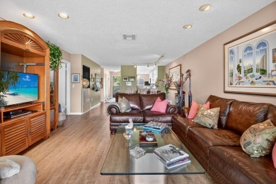 This is IT !! A beautifully maintained condo located in the on Hunters Run Golf and Country Club in Florida - for sale on GolfHomes.com, golf home, golf lot