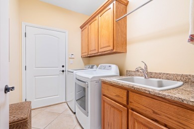 Charming Rockport Country Club Fairway Home! Welcome to this on Rockport Country Club in Texas - for sale on GolfHomes.com, golf home, golf lot