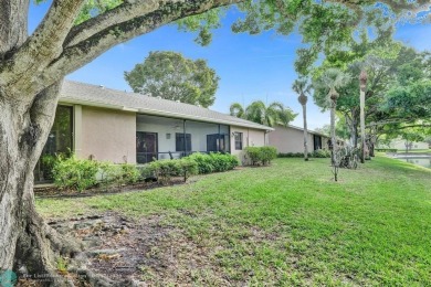 Contemporary Remodeled Move In Ready 2 Bedroom 2 Bath Villa on Stonebridge Golf and Country Club in Florida - for sale on GolfHomes.com, golf home, golf lot