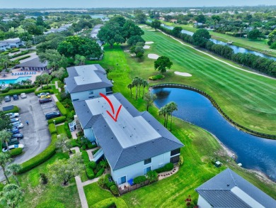This is IT !! A beautifully maintained condo located in the on Hunters Run Golf and Country Club in Florida - for sale on GolfHomes.com, golf home, golf lot