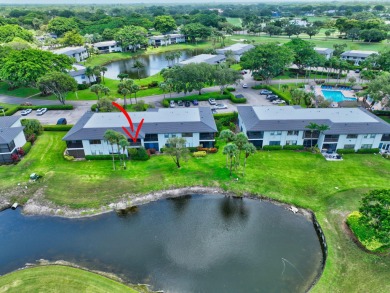 This is IT !! A beautifully maintained condo located in the on Hunters Run Golf and Country Club in Florida - for sale on GolfHomes.com, golf home, golf lot