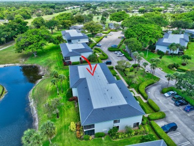 This is IT !! A beautifully maintained condo located in the on Hunters Run Golf and Country Club in Florida - for sale on GolfHomes.com, golf home, golf lot