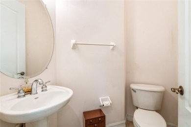 Move In Ready Single Story Villa offering 3 Bedrooms plus a Den on Oak Harbor Country Club in Florida - for sale on GolfHomes.com, golf home, golf lot