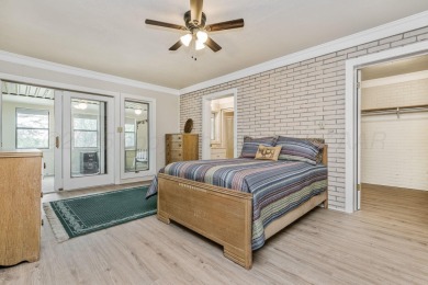 Peaceful retreat surrounded by trees and wildlife! Quaint 2 bed on Clarendon Country Club in Texas - for sale on GolfHomes.com, golf home, golf lot