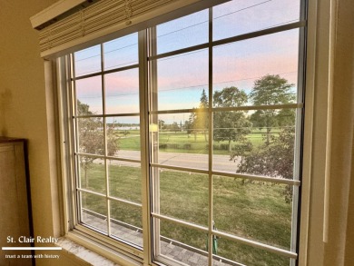 Gorgeous remodeled and well-maintained townhouse style condo on Marysville Golf Course in Michigan - for sale on GolfHomes.com, golf home, golf lot