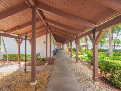 Beautifully maintained Fully Furnished 2BR/2BA CBS home built in on Spanish Lakes I in Florida - for sale on GolfHomes.com, golf home, golf lot