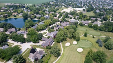 Beautiful 5 bed / 3 bath home on one of the most coveted streets on Lincolnshire Fields Country Club in Illinois - for sale on GolfHomes.com, golf home, golf lot