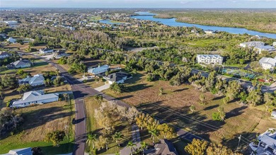 Build your dream home in the highly desirable Cape Haze area on Rotonda Golf and Country Club The Links Course in Florida - for sale on GolfHomes.com, golf home, golf lot