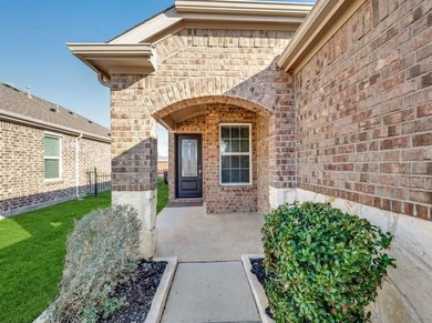 Don't miss this immaculate and beautifully updated 3-bedroom on Frisco Lakes Golf Course in Texas - for sale on GolfHomes.com, golf home, golf lot