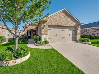 Don't miss this immaculate and beautifully updated 3-bedroom on Frisco Lakes Golf Course in Texas - for sale on GolfHomes.com, golf home, golf lot