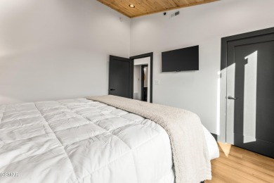 Luxury New Construction Pool Cabin showcasing panoramic views of on Sevierville Golf Club in Tennessee - for sale on GolfHomes.com, golf home, golf lot