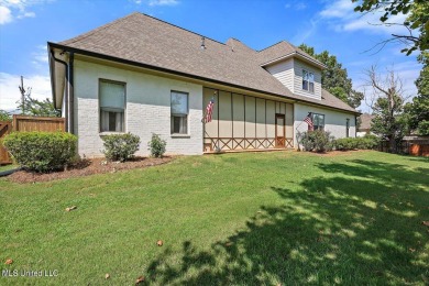 Stunning Golf Course Home in Lake Caroline, Madison, MSWelcome on Lake Caroline Golf Club in Mississippi - for sale on GolfHomes.com, golf home, golf lot