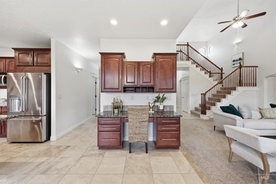 Classic home with views of Banbury Golf Course, true 4 bedrooms on BanBury Golf Club in Idaho - for sale on GolfHomes.com, golf home, golf lot