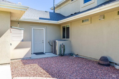 Classic home with views of Banbury Golf Course, true 4 bedrooms on BanBury Golf Club in ID - for sale on GolfHomes.com, golf home, golf lot