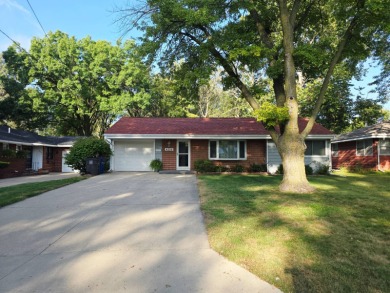 Discover this inviting 3-bedroom ranch near Wakonda Golf Club in on Wakonda Club in Iowa - for sale on GolfHomes.com, golf home, golf lot