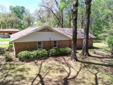 Perfect Location! 4BR 3BA - Drive your cart to the course! $314K on Panola Country Club in Mississippi - for sale on GolfHomes.com, golf home, golf lot