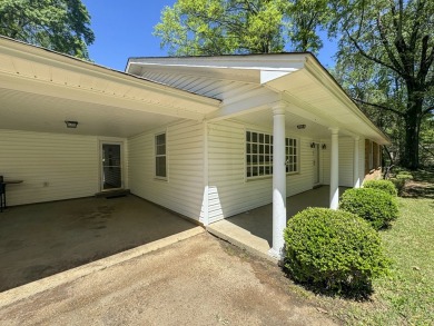 Perfect Location! 4BR 3BA - Drive your cart to the course! $314K on Panola Country Club in Mississippi - for sale on GolfHomes.com, golf home, golf lot