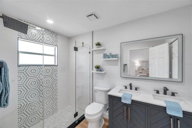 **PRICE IMPROVEMENT~ REMODELED POOL HOME!**SELLER WILL ASSIST on Caloosa Greens Executive Golf Course in Florida - for sale on GolfHomes.com, golf home, golf lot