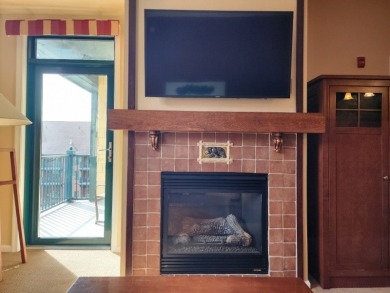 Fabulous!! There's no other way to describe this Top Floor 1 BR on Great Gorge Country Club in New Jersey - for sale on GolfHomes.com, golf home, golf lot