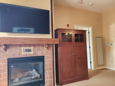 Fabulous!! There's no other way to describe this Top Floor 1 BR on Great Gorge Country Club in New Jersey - for sale on GolfHomes.com, golf home, golf lot
