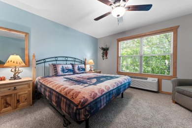 Escape to this charming 1-bedroom cabin/half-duplex nestled in on Ledgestone Country Club and Golf Course in Missouri - for sale on GolfHomes.com, golf home, golf lot