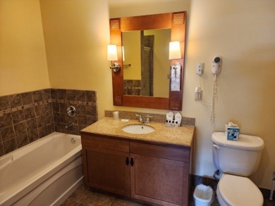 Fabulous!! There's no other way to describe this Top Floor 1 BR on Great Gorge Country Club in New Jersey - for sale on GolfHomes.com, golf home, golf lot