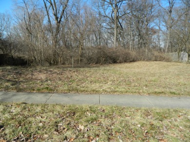 You've found the site to build for your new dream home in an on Boughton Ridge Golf Course in Illinois - for sale on GolfHomes.com, golf home, golf lot