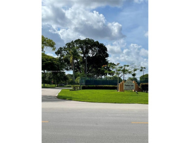 Priced for quick sale!! fully renovated 2BR/1.5BA top-floor on Flamingo Lakes Country Club in Florida - for sale on GolfHomes.com, golf home, golf lot