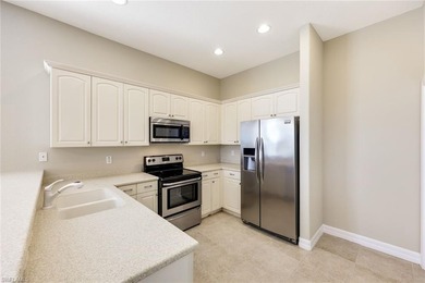 Lovely 3 bedroom, 2 bath single-family home ideally located on a on Hunters Ridge Country Club in Florida - for sale on GolfHomes.com, golf home, golf lot