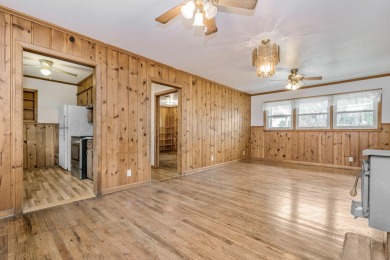 3 bedroom, 2 bath, 2-car garage home situated on nearly 3 acres on Clarendon Country Club in Texas - for sale on GolfHomes.com, golf home, golf lot