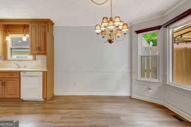 Easy living in the heart of Peachtree City! Brookfield on Braelinn Golf Club in Georgia - for sale on GolfHomes.com, golf home, golf lot