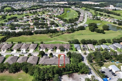 Paradise found!  Adorable and well maintained villa in Arlington on Arlington Ridge Golf Club in Florida - for sale on GolfHomes.com, golf home, golf lot