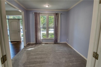 Fall in love with life at Lakewood in this beautifully on Lakewood Oaks Golf Club, Ltd. in Missouri - for sale on GolfHomes.com, golf home, golf lot