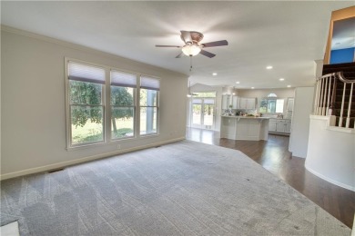 Fall in love with life at Lakewood in this beautifully on Lakewood Oaks Golf Club, Ltd. in Missouri - for sale on GolfHomes.com, golf home, golf lot