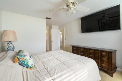 Delightful one level townhouse with step saving kitchen and 2 on Cypress Lakes Golf Course - West Palm Beach in Florida - for sale on GolfHomes.com, golf home, golf lot