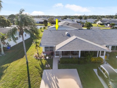 Delightful one level townhouse with step saving kitchen and 2 on Cypress Lakes Golf Course - West Palm Beach in Florida - for sale on GolfHomes.com, golf home, golf lot