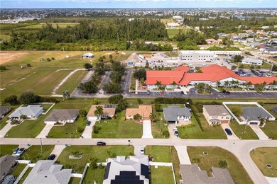 Welcome to 2107 SW 12th Terrace - your slice of paradise in on Palmetto-Pine Country Club in Florida - for sale on GolfHomes.com, golf home, golf lot