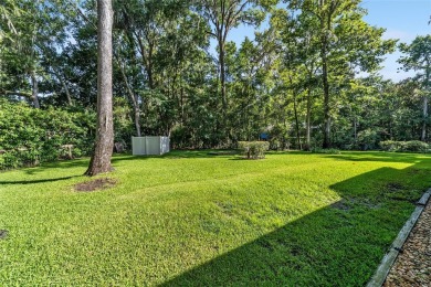 Under contract-accepting backup offers. Unique impeccable Frank on Country Club of Ocala in Florida - for sale on GolfHomes.com, golf home, golf lot