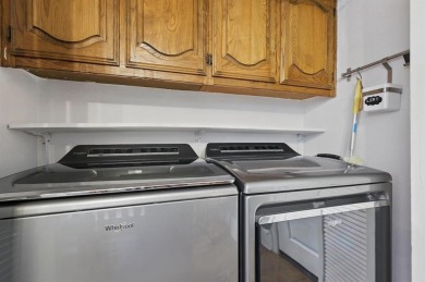 STYLISH, MOVE-IN READY TOWNHOME IN SOUGHT-AFTER FARMERS BRANCH on Brookhaven Country Club - Golf Course in Texas - for sale on GolfHomes.com, golf home, golf lot