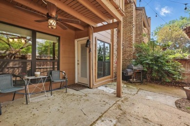 STYLISH, MOVE-IN READY TOWNHOME IN SOUGHT-AFTER FARMERS BRANCH on Brookhaven Country Club - Golf Course in Texas - for sale on GolfHomes.com, golf home, golf lot